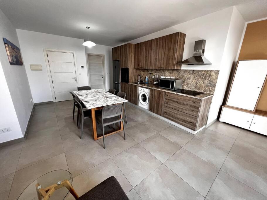 Mediterranea 2 Bedroom Smart Apartment San Pawl il-Baħar Eksteriør bilde